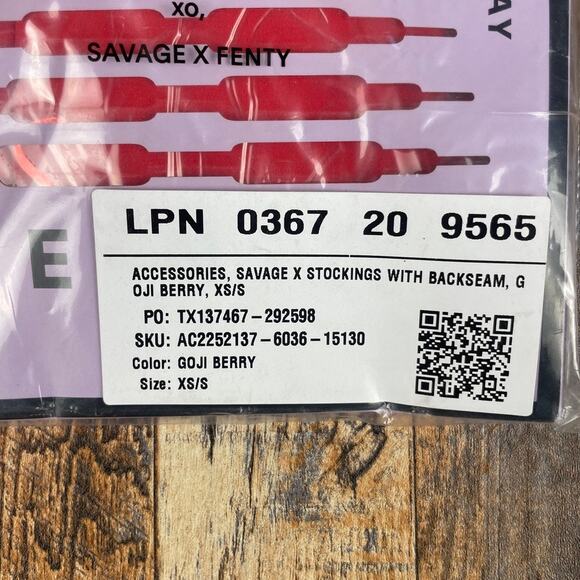 Savage X Fenty Women's XS/S Goji Berry Stocking with Backseam - Picture 5 of 5